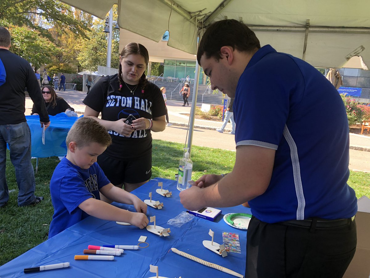 SHUCEHS's tweet photo. So great seeing our @SetonHall, @SHUCEHS, @KDPSHU Fam members today! #SetonHallWeekend https://t.co/amgZrAalJJ