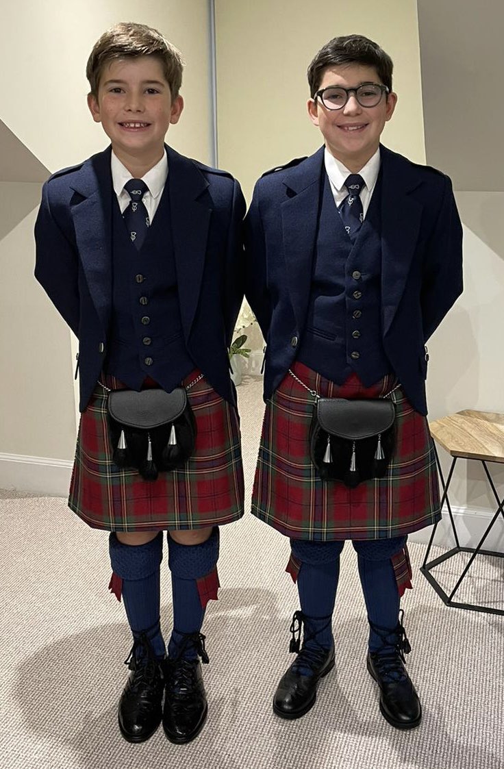 Success <a href="/NationalMod/">Mòd Nàiseanta Rìoghail ¦ Royal National Mòd</a> in Perth today for brothers Dòmhnall Eachann S1 and Seonaidh P6. Dòmhnall Eachann was 2nd in the ground piobaireachd. Seonaidh won the U13 fiddle and was 3rd in the novice piping. 

Mealaibh ur naidheachd ‘illean, abair soirbheas!

#ceòl #achievement #proud