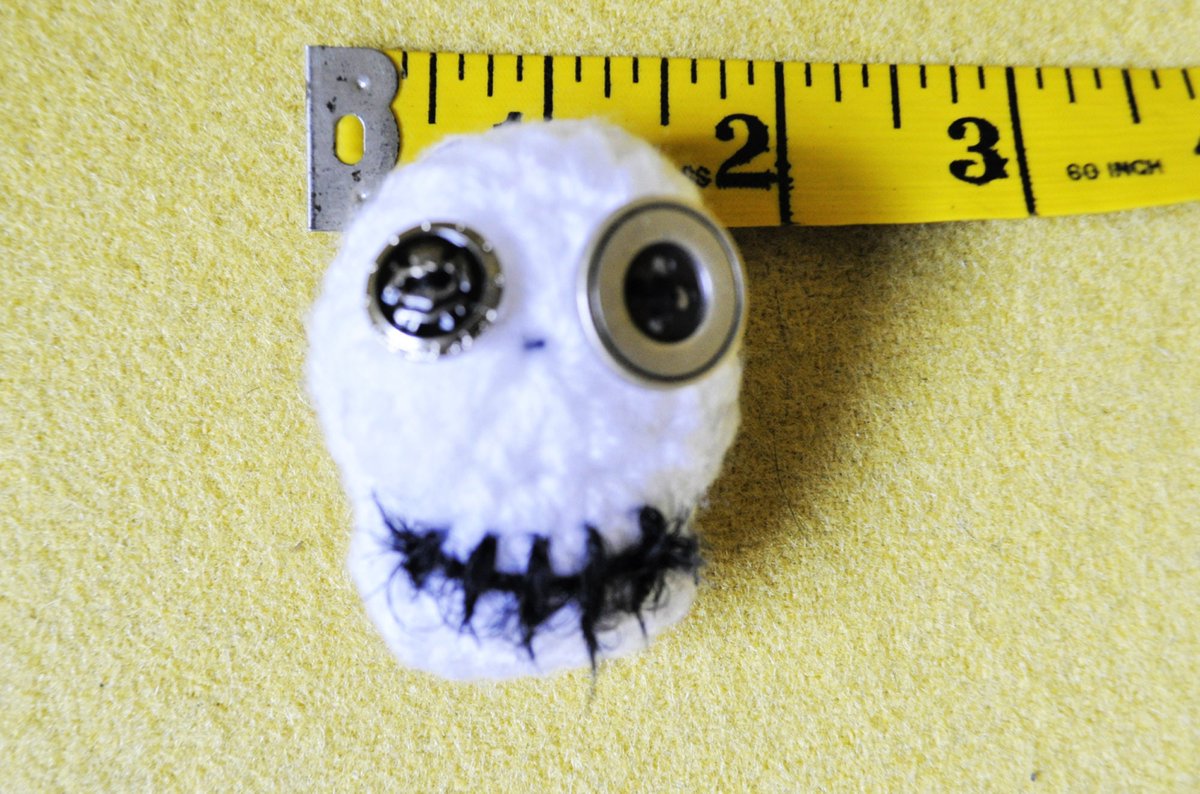 solveigakiran1's tweet photo. Day of Dead Skull Pin, Halloween Applique, Crochet Skull Pin, Day of the Dead https://t.co/9ArmaIHLLH #htlmphour #craftychaching #CraftBizParty #shopindie #Caturday #Womeninbusiness #Pottiteam #TMTinsta #supportsmallbusiness #HandmadeHour #SkullPin https://t.co/jNohsiZY1N