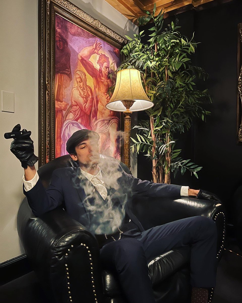 Tom Bruise tweet media