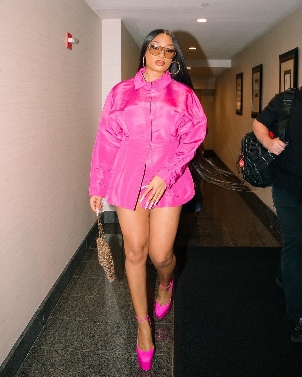 theestallion's tweet photo. 💞💞💞💞 https://t.co/dxuV6HL7YL