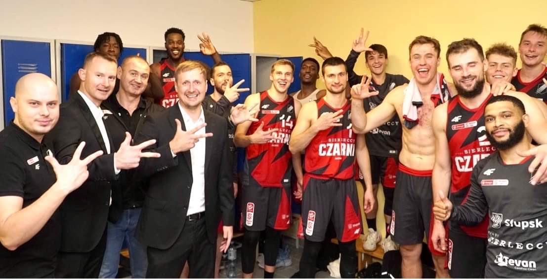 Czarni to Wy tweet media