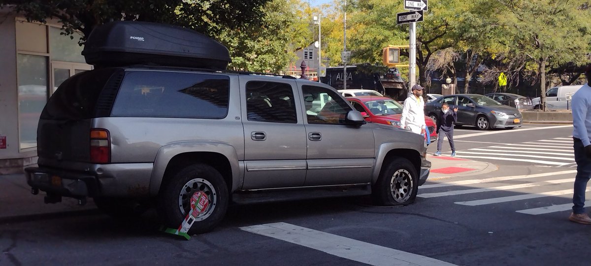 davejpacker's tweet photo. #nycboot #bootedcars #dasboot #bootilicious  Mass booting in Harlem over the last few weeks! https://t.co/ZZHemivUtK
