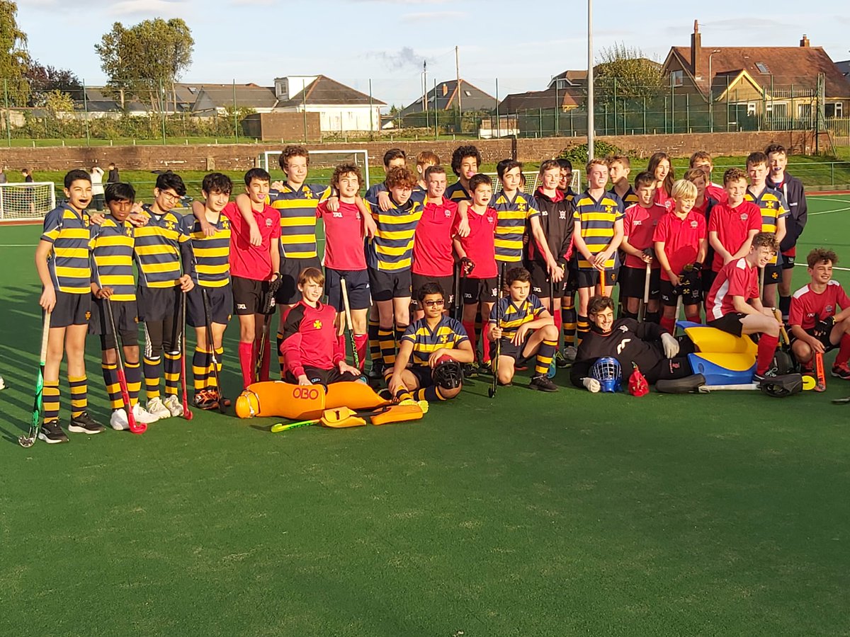 Great to see the Dragons back together again this afternoon to host <a href="/KESBham/">King Edward's School</a> at WHS. 
A fantastic performance from the boys in red who demonstrated just how much they have improved over the past 6 months. 🏑🏴󠁧󠁢󠁷󠁬󠁳󠁿🐉
<a href="/SWYHA1/">SWYHA</a> <a href="/HockeyWales/">Hoci Cymru</a>