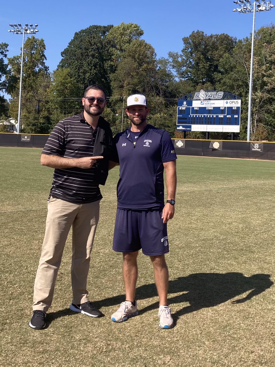 jax_sas's tweet photo. Sometimes students ask us, “what is a unique thing about working in college athletics?”
Seeing former colleagues promoted all over the USA is pretty special!  #SmallWorld
Welcome to the @ASUNSports, @fastballhunter &amp; @QueensAthletics ! https://t.co/YT84y49Pwr