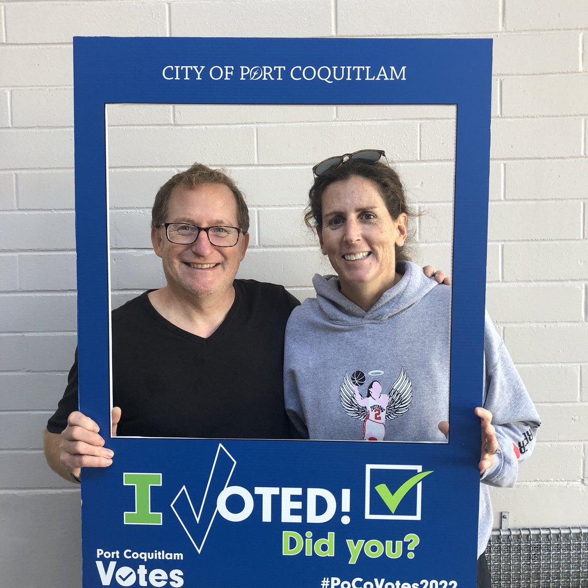 The Frosts cast our votes for
 <a href="/CarknerCindy/">Cindy Carkner</a>. She’s creative &amp; resourceful, &amp; along with @dcfor3, raised 3 amazing girls in #LoveMyPoco. Can’t wait to see what she accomplishes for our community. 
#CarknerforCouncil