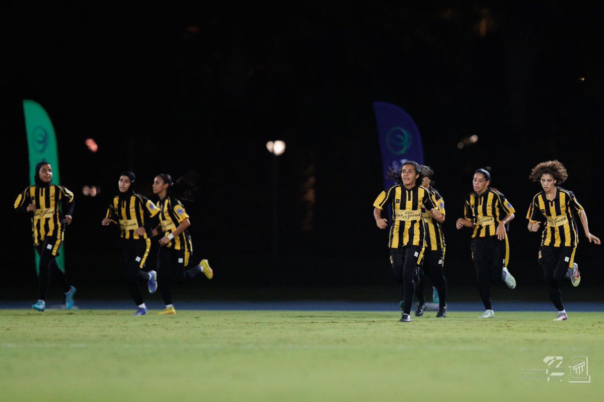 اتحادنا اليوم وخـر عن طريقة 🐅
#الاتحاد_الاهلي
