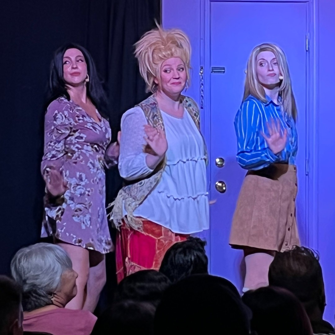 AFriendsMusical's tweet photo. Need Saturday night plans? Grab your girlfriends and head to @orleanscasino! 🛋️💜☕️☂️⛲
🎟️ Tickets: https://t.co/wpd4uRBDn9

#friendsparody #friendsmusical #friendsvegas #friends #friendslasvegas #friendsshow #lasvegas #vegas #vegasshow https://t.co/ryfdSYXWo8