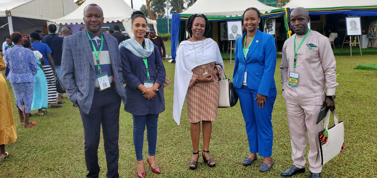 RonexKisembo's tweet photo. At the climax of Nyerere Day and Nyerere / @Makerere @100✍️ Joining Comrades; Matare Nyerere, Sharifa Sinda, Neema Nyerere Drago &amp; Esteri Akandwanaho🇺🇬🇹🇿 Building Bridges &amp; Widening Networks🥂 Mwalimu emphasized Peace, Unity &amp; People Centred Development. @NRMOnline @ccm_tanzania https://t.co/YpRUHq9S5z