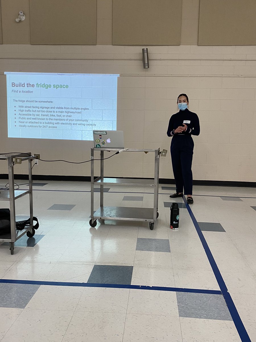 YYCCommunityGal's tweet photo. @fedyyc is here at Rosscarrock Community Assoc supporting The Hatch to launch a new community resource on building a community fridge to help address food insecurity. #yycca #yyccc @CalgFoundation https://t.co/jVZbMUDmxl