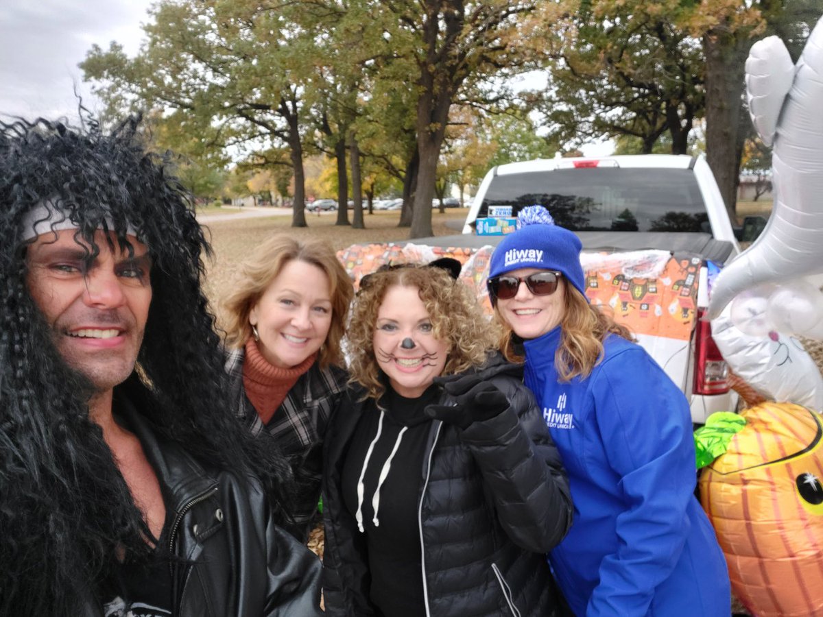 Tina Jones tweet media