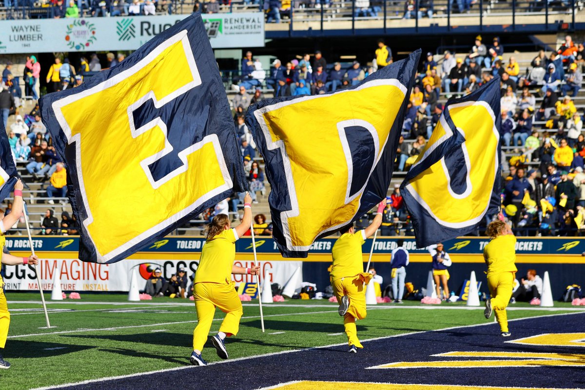 ToledoRockets's tweet photo. Us: 🗣️TOL

Everybody else:

#GoRockets | #TeamToledo https://t.co/5zJvTPW1WG