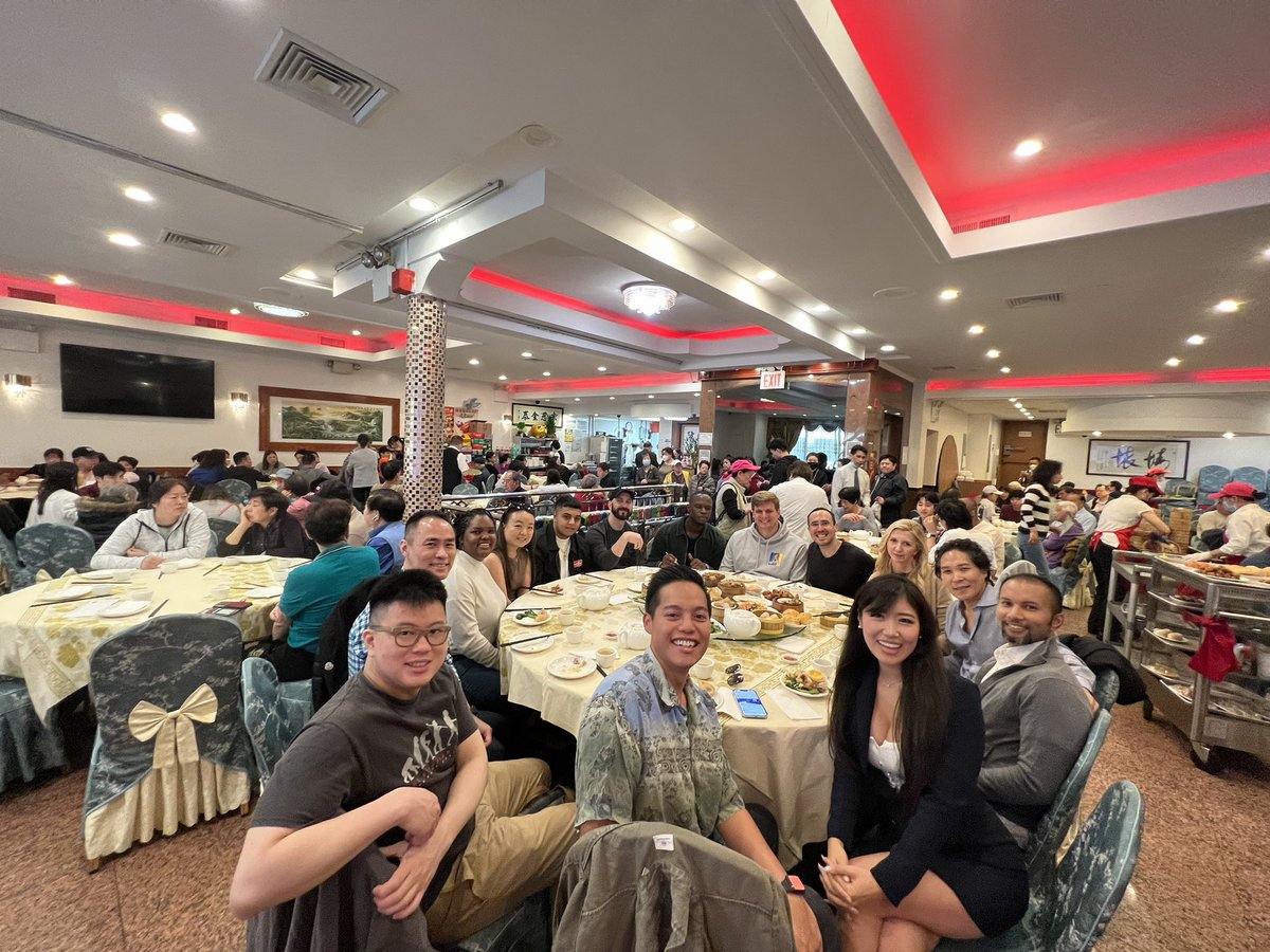 Thanks to <a href="/dyakobovitch/">David Yakobovitch</a> for organizing a great dim sum!! Smaller events are so special 🥰

#TechDinnerSeries 

@ihsan_salleh <a href="/haolinyc/">Hao Li</a> <a href="/danle/">Dan Le</a> <a href="/Addigence/">Addigence</a> <a href="/Helppo5/">Helppo</a> @___pg21 <a href="/LakeiCaneg/">Akeil C.</a> <a href="/realJaysonKim/">Jayson Kim</a>