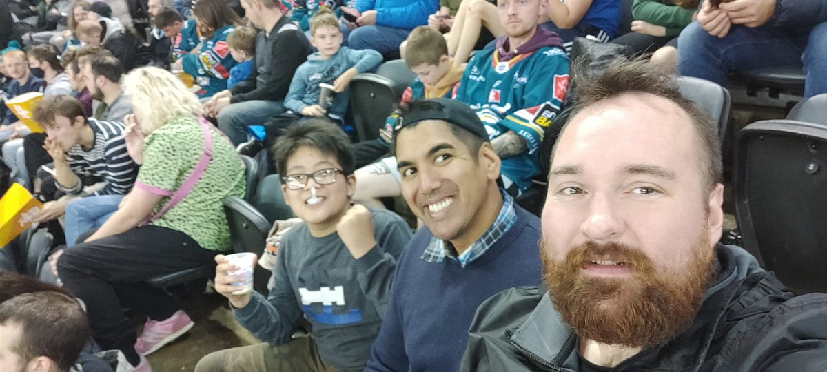 Where has this game been all our lives? 

#Giantselfie