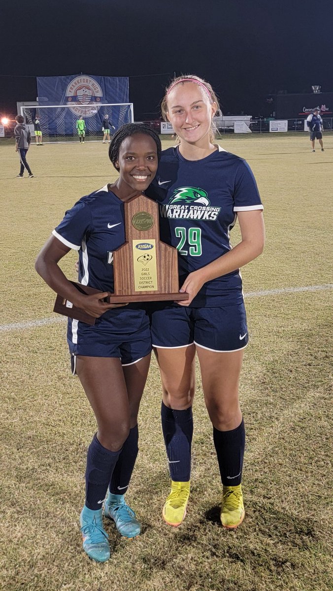gchs_ladysoccer's tweet image. Congratulations to our 2 seniors @kamri_smith5 and @broann57 for making the 11th Region All Tournament team today.

@oaksie72 

#Ladywarhawkssoccer
#Talonsup