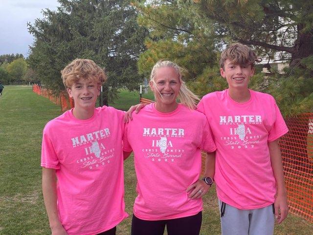 raereb21's tweet photo. So thankful to have experienced #IESAstate with these 2! 28th and 93rd place out of 233 runners. Excited I get another year with them! #crosscountry #kanelandpride https://t.co/KTg4sW6Qou