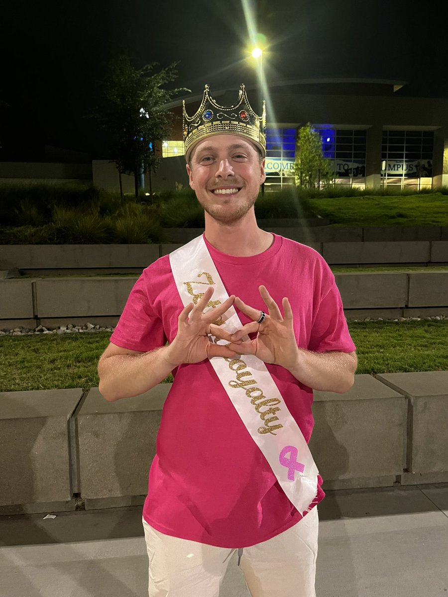 Zeta Tau Alpha tweet media