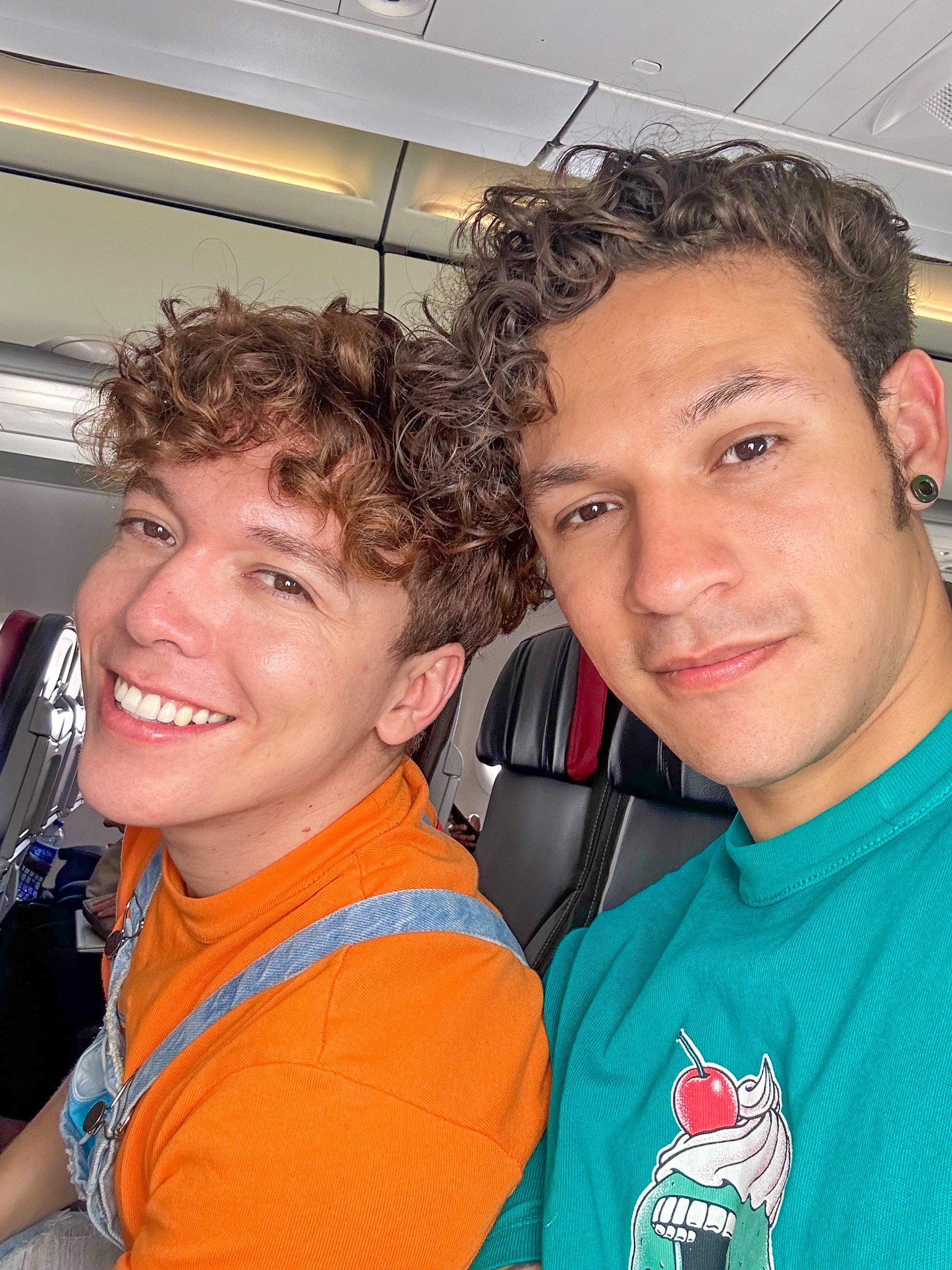 TW Pornstars Archie Onlyfans. Twitter. Pareja con sitio busca tercero