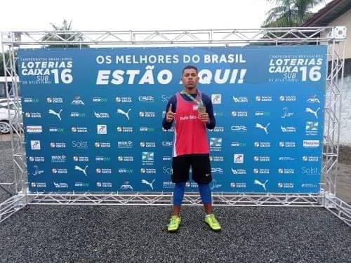 torcida_es's tweet photo. Capixaba Roni de Jesus é campeão brasileiro sub-16 no lançamento de disco - veja mais em https://t.co/RW2rK0cnjx https://t.co/XhQO8Eg0jj