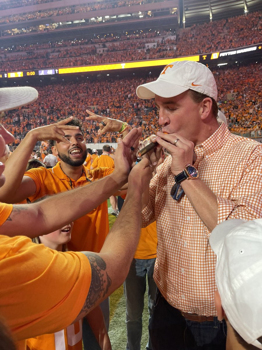 WVolcast's tweet photo. The Sheriff firing one up! https://t.co/uHdo9kWNE1