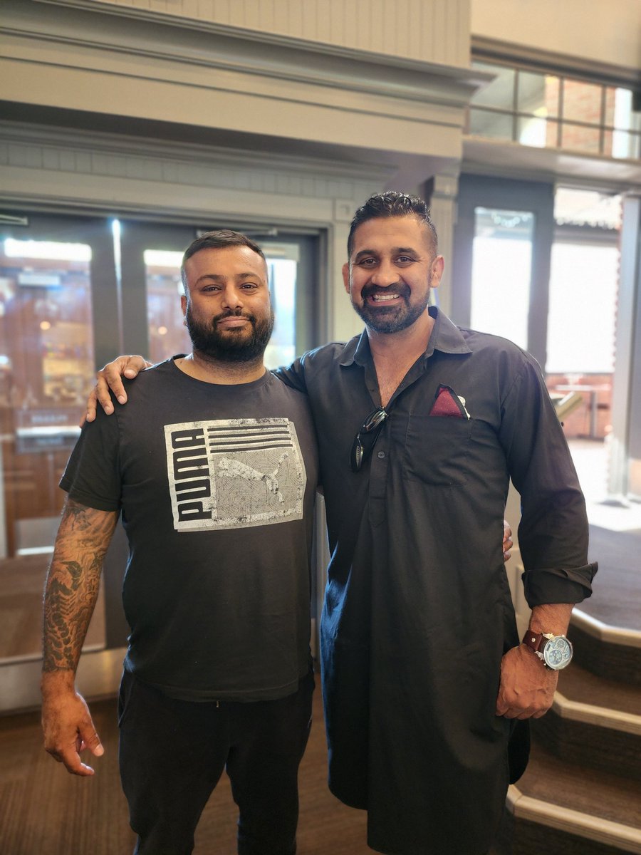 mambaMMA's tweet image. @yaddy_k22 veera  mamba Supporter. #tableSponsor 

November 4th 2022 at @ariaconventioncentre
Surrey BC.

Professional kickboxing and Professional MMA.