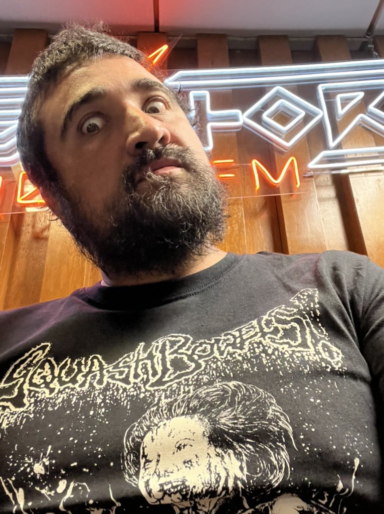 ElBlastBeat's tweet photo. La playera de hoy!! #SquashBowels
Cuál traen ustedes?
#StayBlast
#BlastBeat105 https://t.co/1PrmDXPrxU