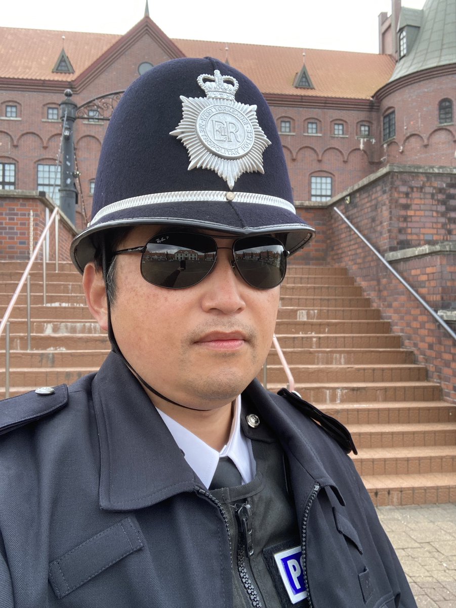 tasogarepanda14's tweet photo. 今日は知り合いとイギリス警察合わせw
#マリコス
#登別マリンパークニクス
#イギリス警察
#MetropolitanPoliceService https://t.co/qLcFk3p0Of