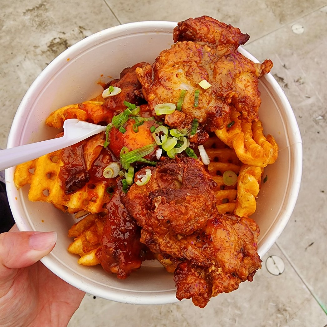 li8htnin8's tweet photo. Boneless chicken
#KAMPLA2022 https://t.co/cQv3A9oHnG