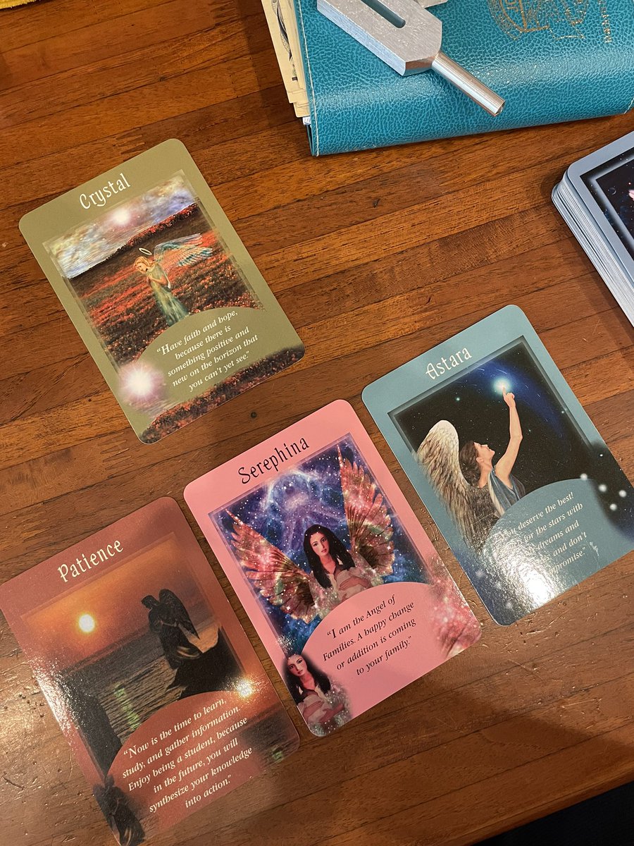 LUNAkitamura's tweet photo. 今日のオラクルカード

近々悩んでいた、求めていた物が届きます。
その為のアクションは、

ポジティブでいること。

きっと大丈夫✨

#オラクルカード#カバラカイロ https://t.co/LpiWCuvdgy