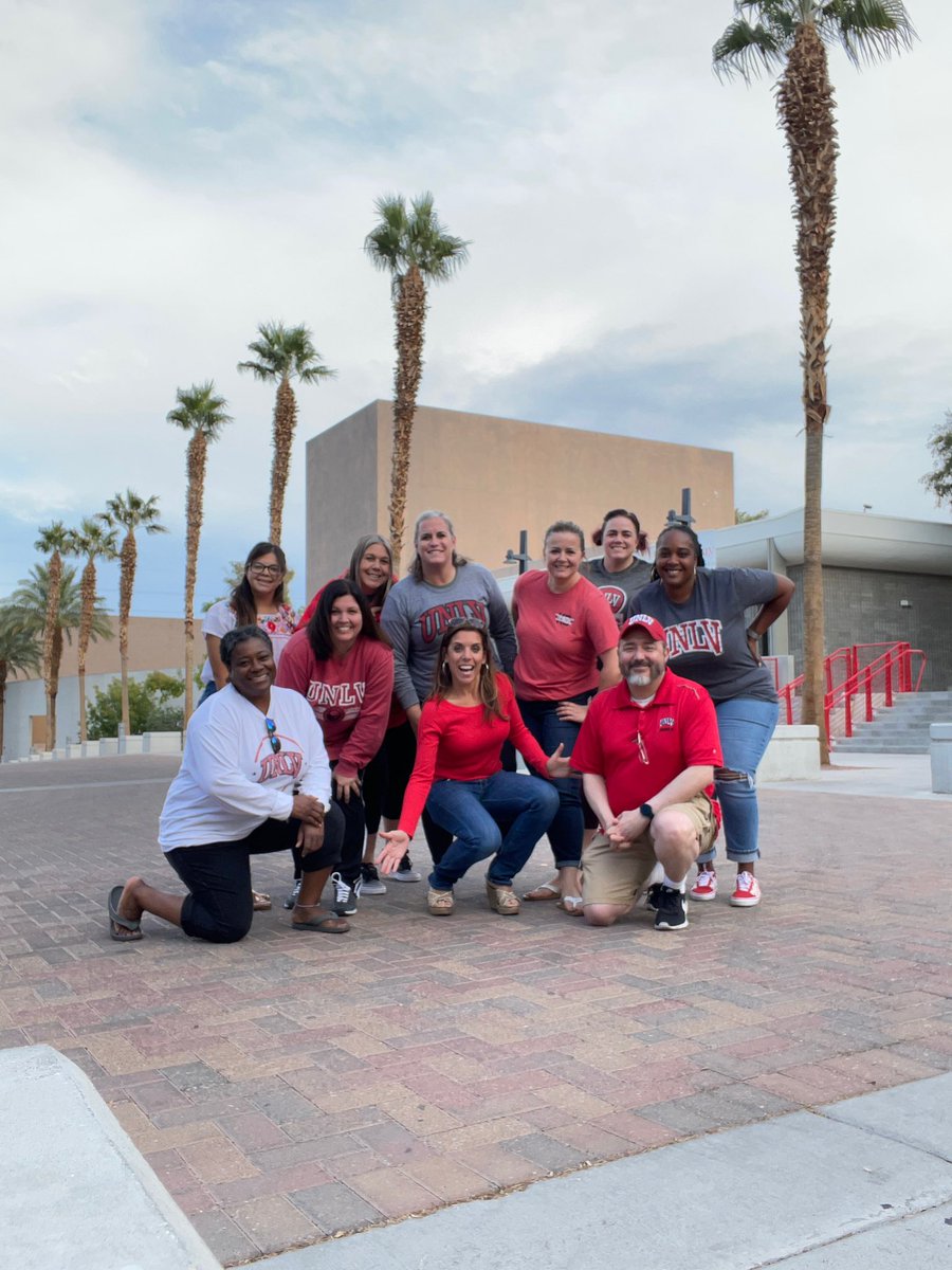 PrincipalPoster's tweet photo. UNLV Executive Doc students, making plans to change the world, one peer-reviewed empirical article at a time. #UNLV #Missing3faces @UNLV_EPL https://t.co/gjndYpZ3i6