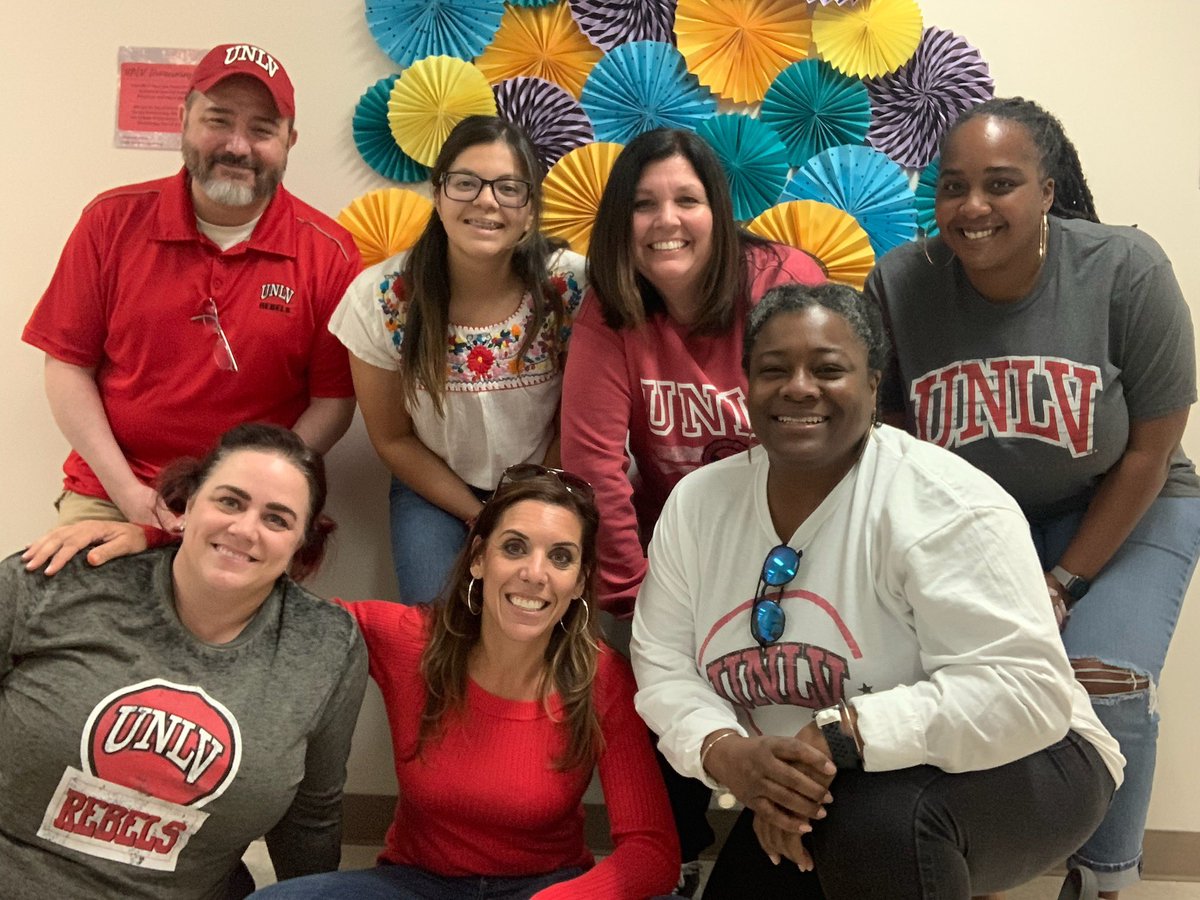 PrincipalPoster's tweet photo. UNLV Executive Doc students, making plans to change the world, one peer-reviewed empirical article at a time. #UNLV #Missing3faces @UNLV_EPL https://t.co/gjndYpZ3i6