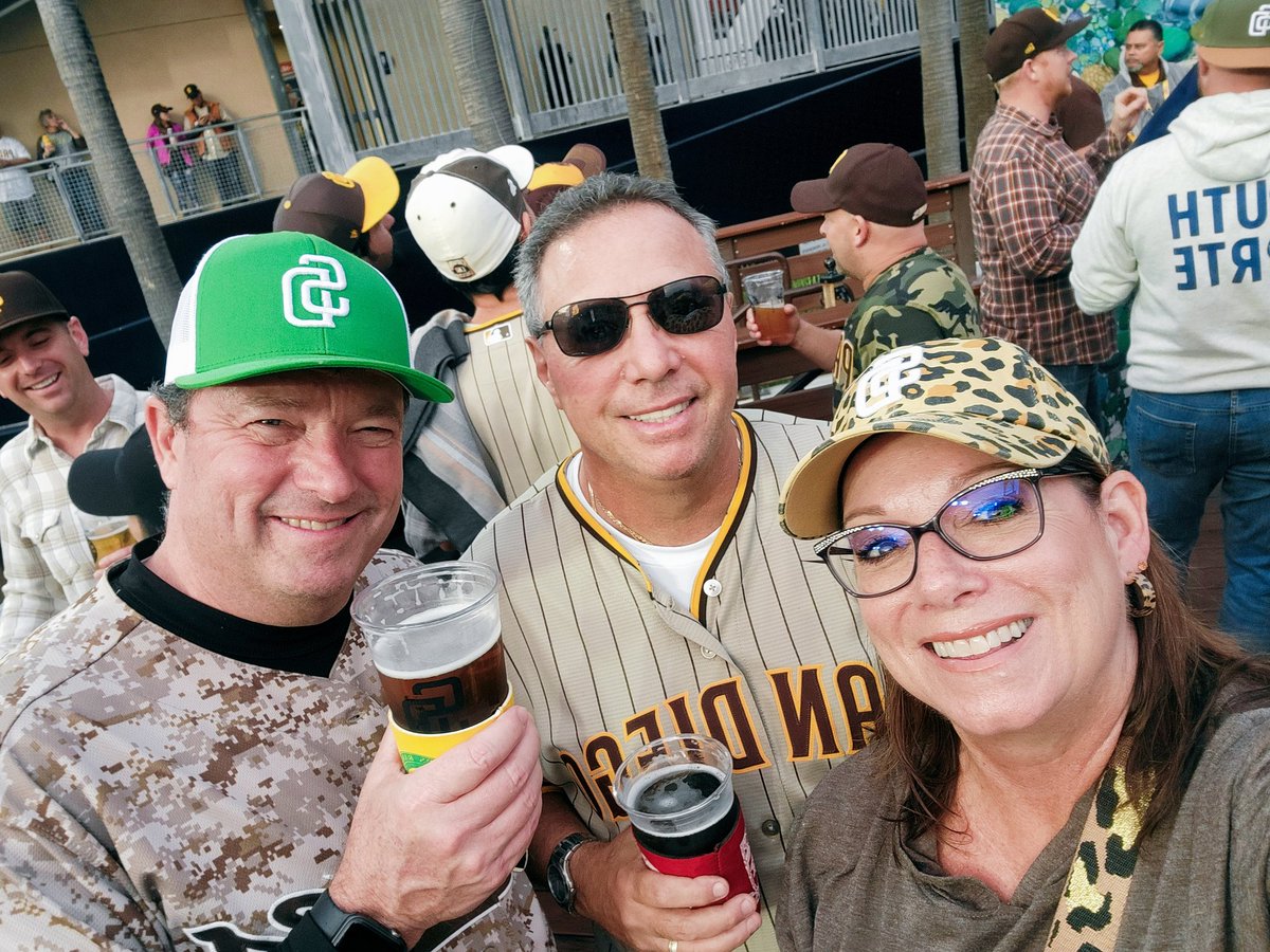 LETS GO PADRES! Game 4 #TIMETOSHINE