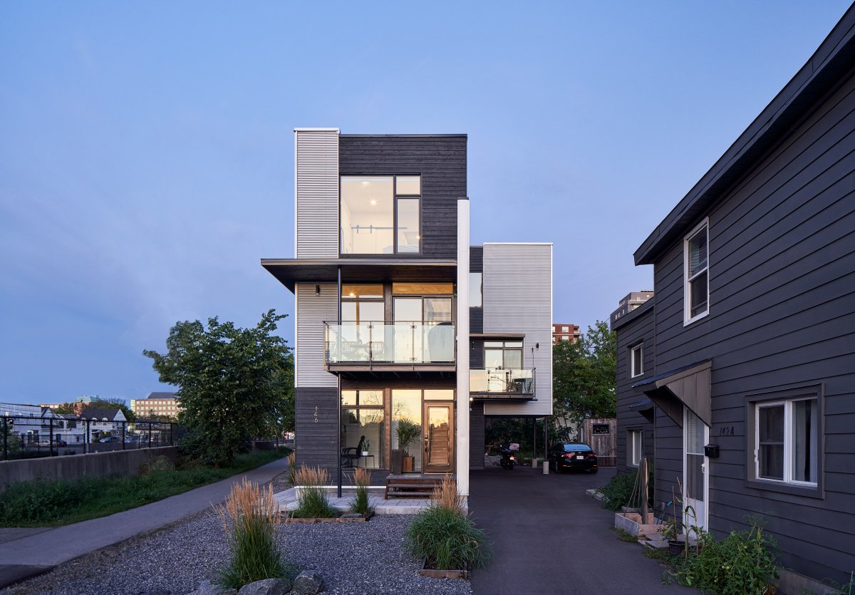 The final custom home category is for custom urban home, semi-detached &amp; multi-unit, which is won by Colizza Bruni Architecture for an infill semi designed for urban living
#GOHBAawards