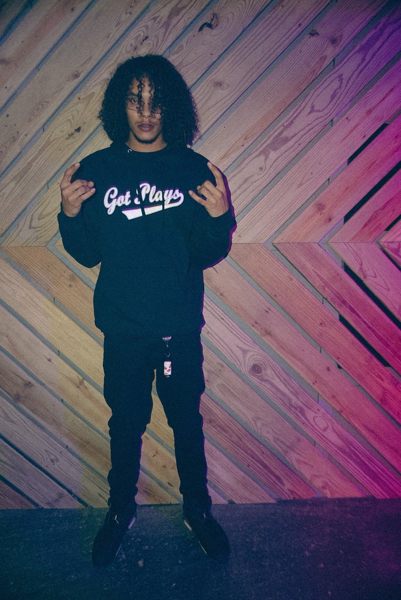 EZYBANDS317's tweet photo. shit getting serious π―ππ₯ #WB2BW https://t.co/5vdhH1f0jL