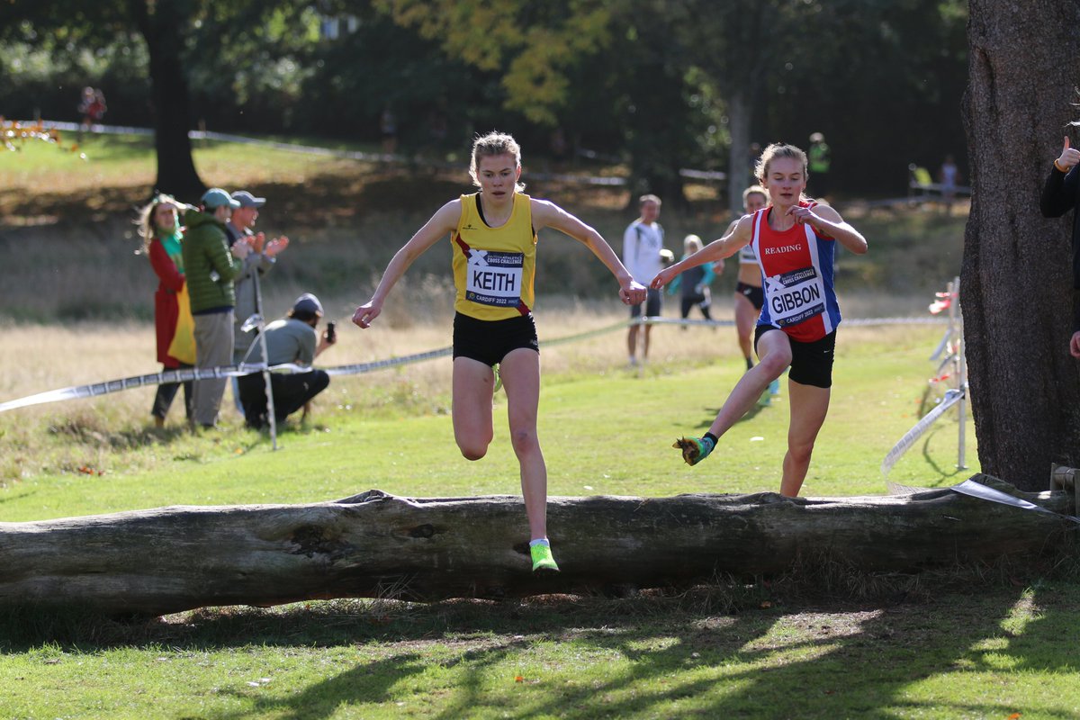 johnny_lam's tweet photo. Hurdling skills on display today at the British Athletics Cardiff Cross Challenge incorporating the first Gwent League cross country fixture of the season. Photos © 2022 Johnny Lam. #cardiff #crosschallenge #gwentleague #cardiffcross https://t.co/iUXXEEeucY
