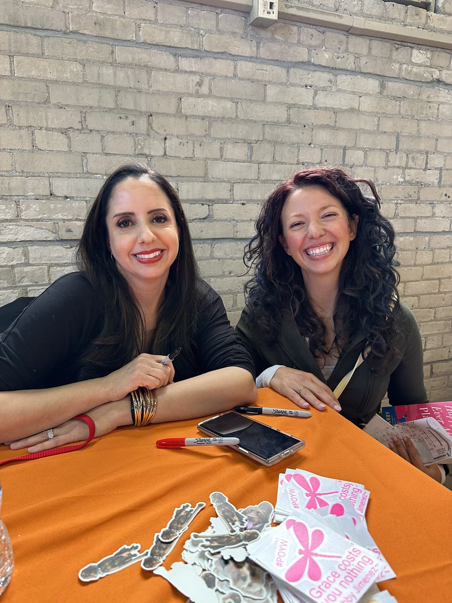 Betsy Langowski tweet media