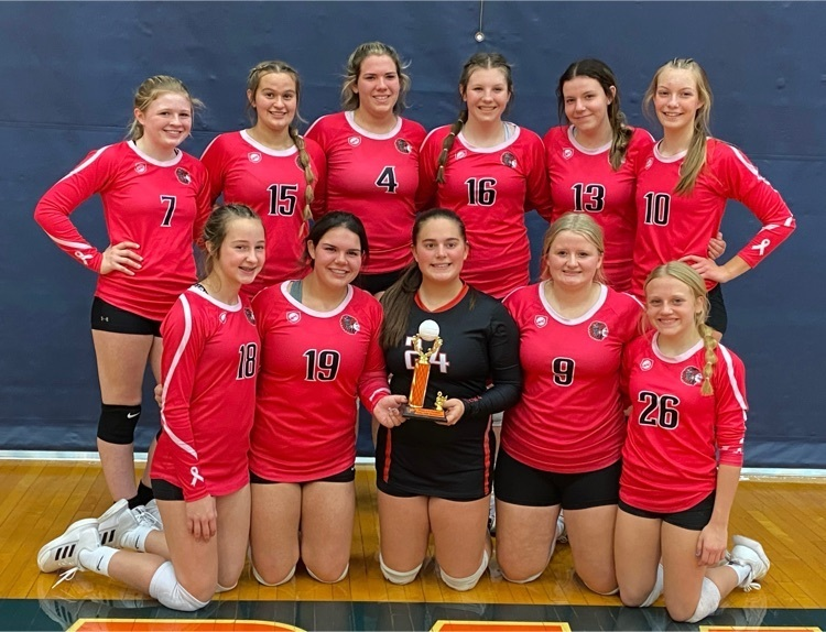 NokomisSchools's tweet photo. Congrats to the Fr/So Volleyball team, as they went 4-1 to win 2nd place at the Pana Tournament! 🔴⚫️🏐 #NOKOPROUD https://t.co/ReNTErY1kC