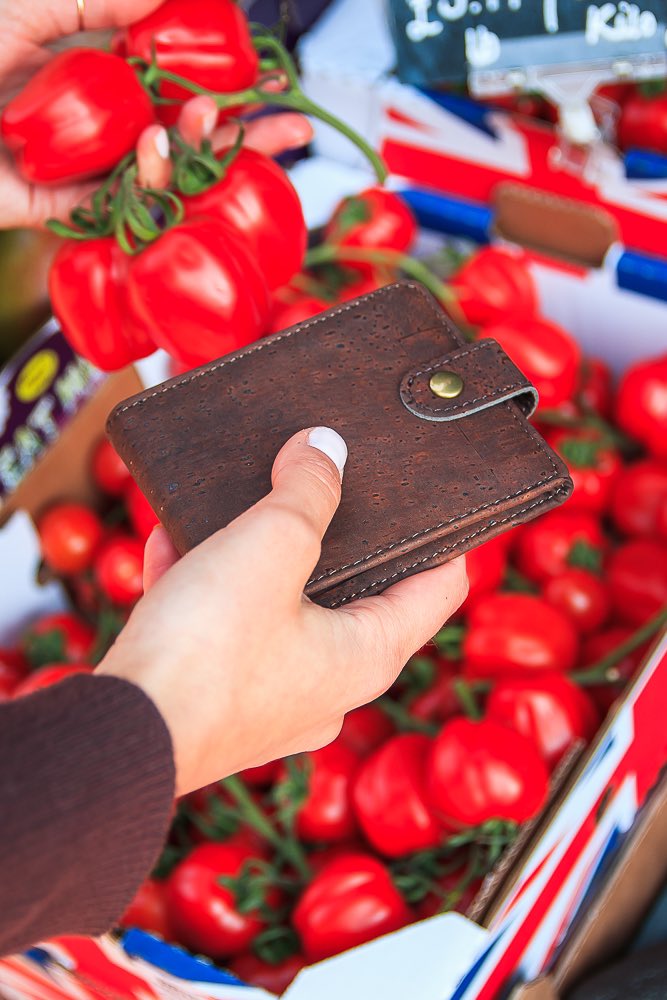 _lifelessord_'s tweet photo. So… who is writing a Christmas gift guide and wants to feature some personalised, cruelty free gifts?
#prrequest #journorequest #giftguide #vegangifts #crueltyfree #personalisedgifts #shopsmall https://t.co/bykmJhoe4N