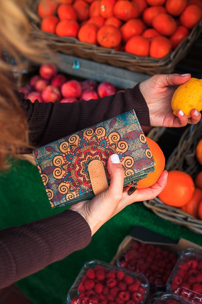 _lifelessord_'s tweet photo. So… who is writing a Christmas gift guide and wants to feature some personalised, cruelty free gifts?
#prrequest #journorequest #giftguide #vegangifts #crueltyfree #personalisedgifts #shopsmall https://t.co/bykmJhoe4N
