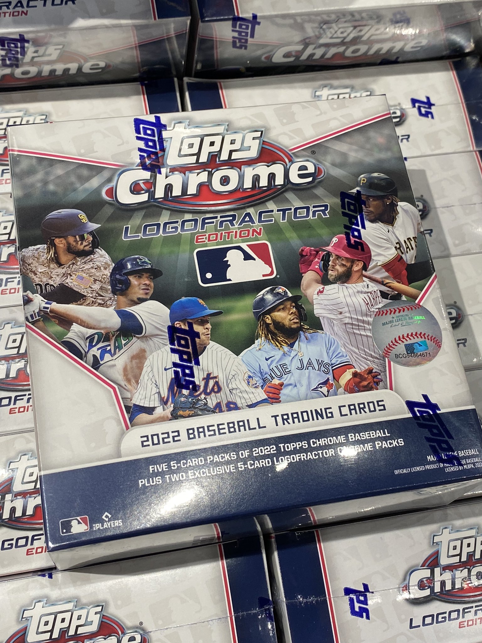 2022 Topps Chrome Logofractor Baseball Checklist and Box Info