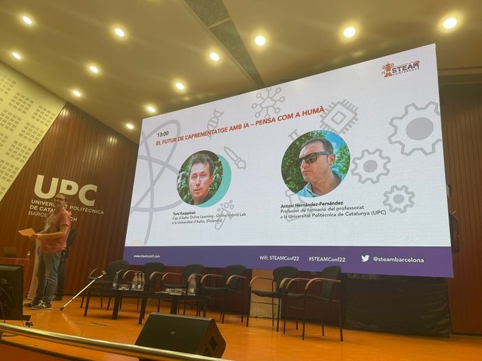 therfer's tweet image. Great day in @steambarcelona with @LinkedScience!!
👉Tomi Kauppinen ('Què opinen' surname in Catalan, ha afegit a la presentació l'explicació fonètica/broma ling. feta al Coffee Break! 😂), 
👏 You are really a great person! Olet hieno ihminen! ❤️
See you soon! Keep in touch!
