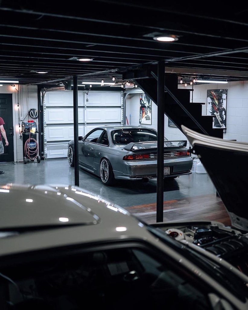 calstanced's tweet photo. Garage Goals 😍 https://t.co/XaX425eIoq