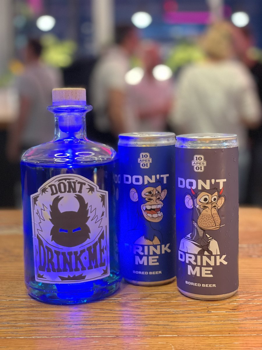 Ruppografie's tweet photo. Dont Drink me??? Von wegen … Ich trink sie alle 🤩 @10APES @nullinger #fof #fofmeeting https://t.co/NckPrF6sUF