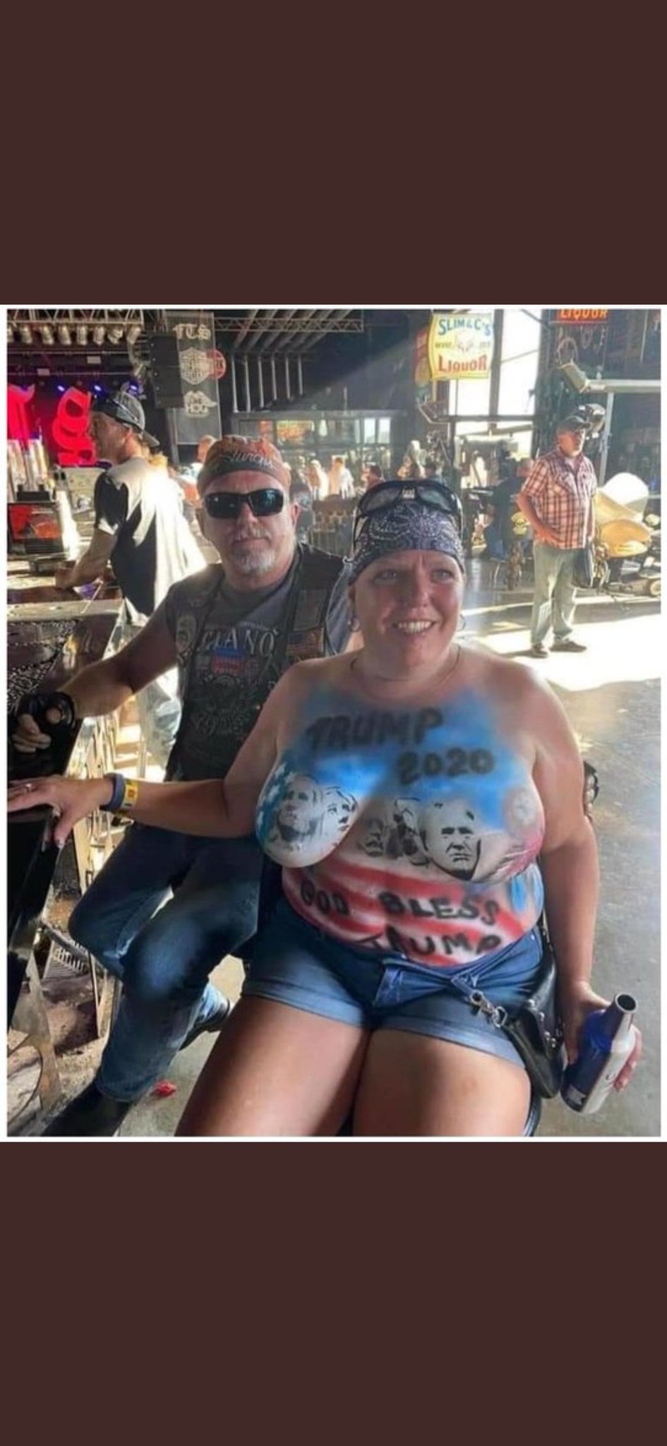 FfJDtywWAAAz4pf?format=jpg&name=large