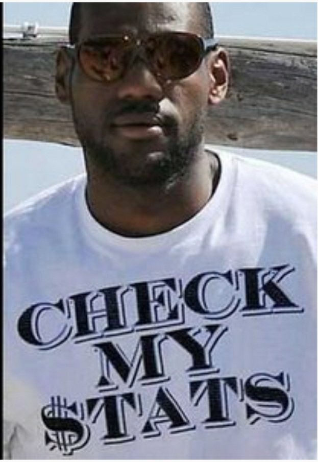 godisblessingu2's tweet photo. @Le0verrated The Lakers are not progressing. Their team is "top heavy" from  a financial standpoint. And the players who are receiving top dollar are beyond their star potential. LeBron will be 38 in December. Bet he'll be RESTING a lot.

On the bright side, he'll be sitting on $97MILL🤑... https://t.co/tCUDhUPWQZ