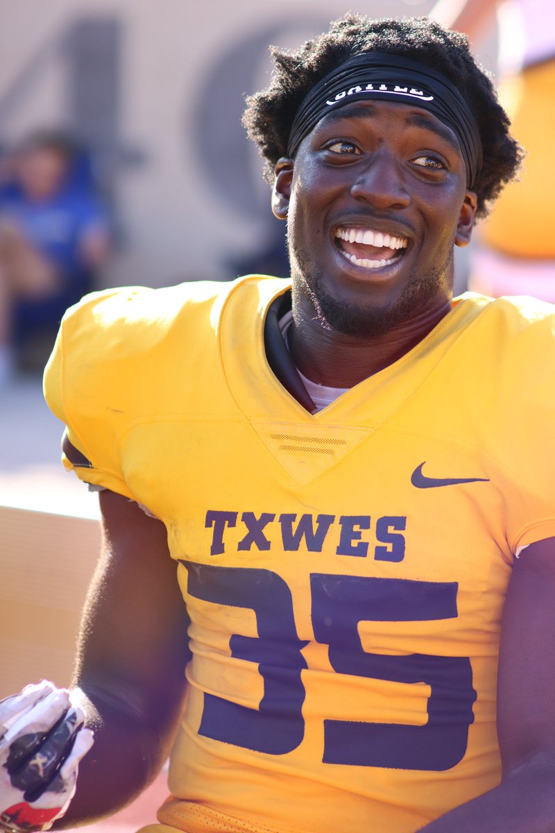 TxWes Football tweet media