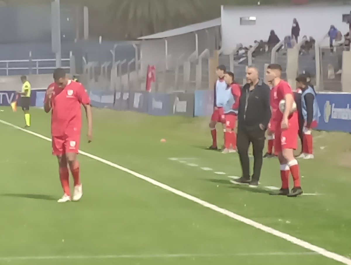 Gol de <a href="/colon/">@colon</a> Damian Cabrera 1-0 sobre Durazno FC