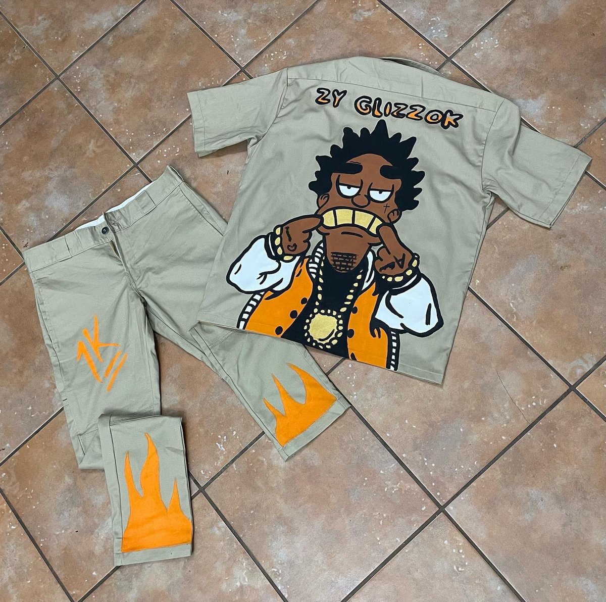 yoshi_the_ceo's tweet photo. YOSHI U STILL PAINT ……..? 🖼️ 🎨
HAND PAINTED BY ME!
#CeoCustomz https://t.co/6yK4uKjOGo
