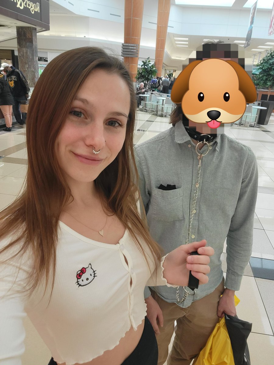 _all4honey's tweet photo. Walking My wallet around the mall on a leash today 🐶 it's so lucky it gets to buy everything I want and hold all My bags for Me while I shop 💗 https://t.co/R835x8zyY2