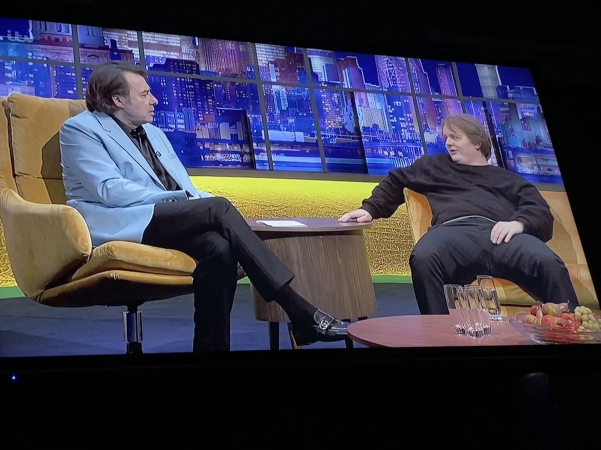 katief4rguson's tweet photo. Watching @wossy and never realised how hilarious @LewisCapaldi is. What a lad !!!! https://t.co/RllNrJGzVV